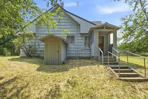 4916 Hwy 25 S Hwy, Hunters, WA 99137