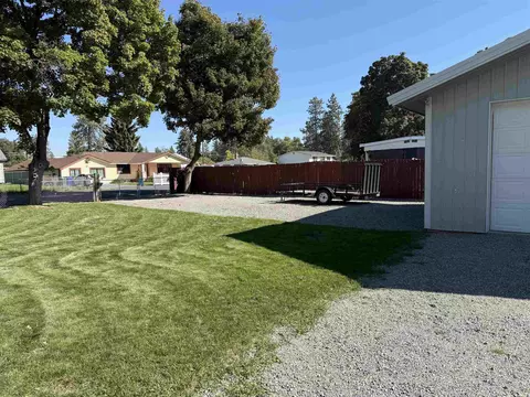 Exterior - 7102 E 9th Ave, Spokane Valley, WA 99212 photo 4 of 4