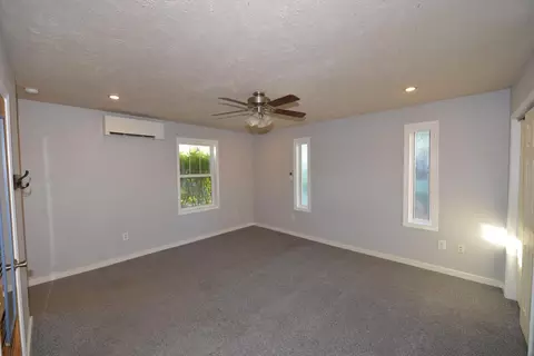 Bedroom - 7102 E 9th Ave, Spokane Valley, WA 99212 photo 1 of 5