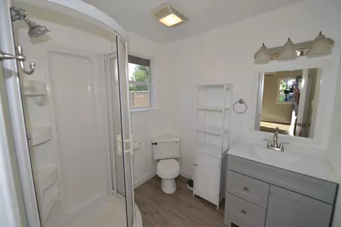 Bath - 7102 E 9th Ave, Spokane Valley, WA 99212 photo 2 of 2