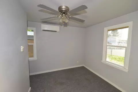 Bedroom - 7102 E 9th Ave, Spokane Valley, WA 99212 photo 5 of 5