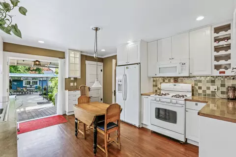 Kitchen - 975 E 9th Ave, Spokane, WA 99202 photo 1 of 3