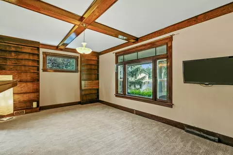 Living - 975 E 9th Ave, Spokane, WA 99202 photo 1 of 1