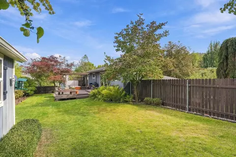 Exterior - 4827 E 46th Ave, Spokane, WA 99223 photo 7 of 11