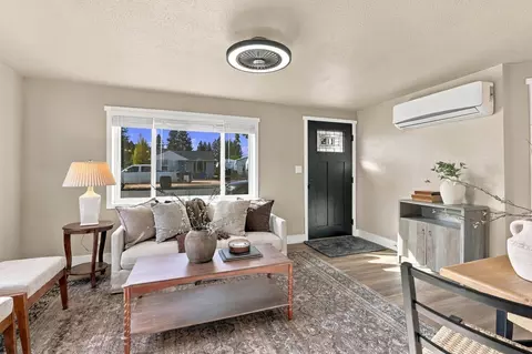 Entry Way - 6327 E 7th Ave, Spokane, WA 99212 photo 1 of 2