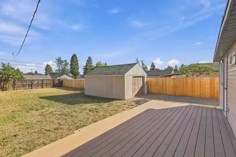 Exterior - 6327 E 7th Ave, Spokane, WA 99212 photo 4 of 7