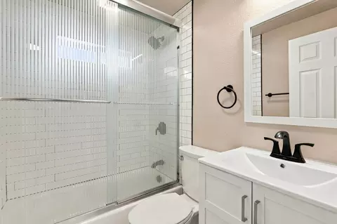 Bath - 6327 E 7th Ave, Spokane, WA 99212 photo 2 of 2