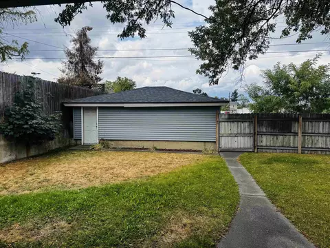 2927 E Hoffman St, Spokane, WA 99208 photo 9