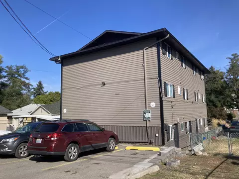 Exterior - 2808 Everett Ave, Spokane, WA 99217 photo 6 of 14