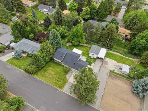 View/Area - 6404 E 17th Ave, Spokane Valley, WA 99212 photo 10 of 11