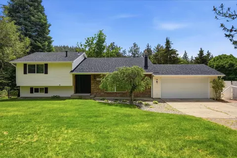 Exterior - 6404 E 17th Ave, Spokane Valley, WA 99212 photo 11 of 13
