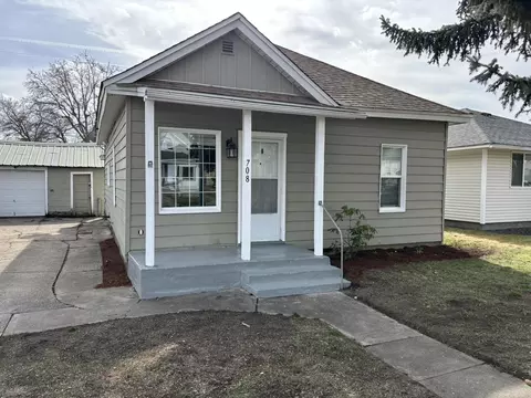 Exterior - 708 E Providence Ave, Spokane, WA 99207 photo 1 of 4