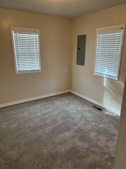 Bedroom - 708 E Providence Ave, Spokane, WA 99207 photo 1 of 4