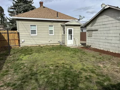 Exterior - 708 E Providence Ave, Spokane, WA 99207 photo 2 of 4