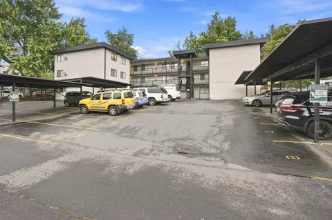 Exterior - 29 E 6th Ave, Spokane, WA 99202 photo 4 of 5