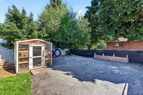 Exterior - 13907 E 4th Ave, Spokane Valley, WA 99216 photo 8 of 10