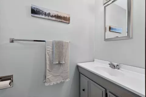 Bath - 13907 E 4th Ave, Spokane Valley, WA 99216 photo 2 of 2