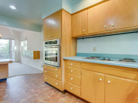 Kitchen - 2903 E 13th Ave, Spokane, WA 99202 photo 3 of 3