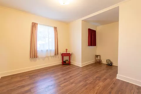 Bedroom - 724 E Broad Ave, Spokane, WA 99207 photo 2 of 3