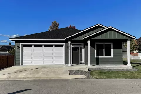 17803 E 3rd Ln, Spokane Valley, WA 99016