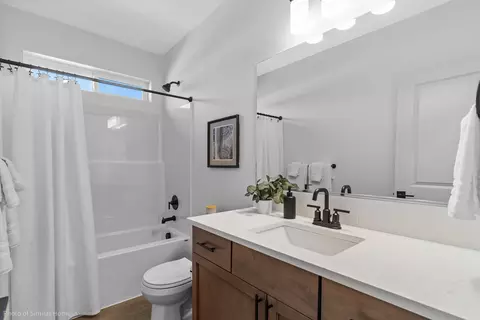 Bath - 2402 Annie Pl, Cheney, WA 99004 photo 5 of 7