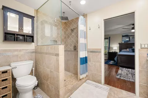Bath - 4904 E 50th Ave, Spokane, WA 99223 photo 1 of 4