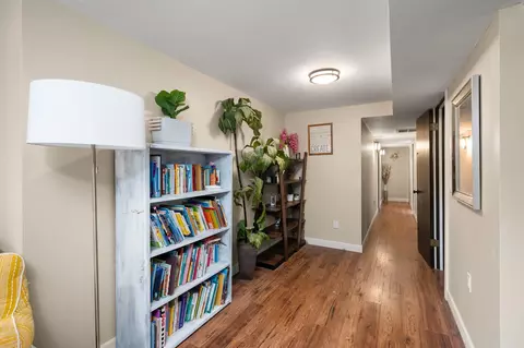 Entry Way - 4904 E 50th Ave, Spokane, WA 99223 photo 3 of 3