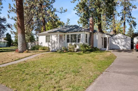 2826 W Upton Ave, Spokane, WA 99205