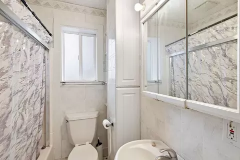 Bath - 4107 W Everett Ave, Spokane, WA 99205 photo 1 of 3
