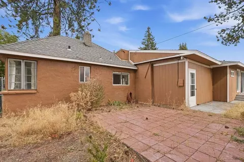 Exterior - 4107 W Everett Ave, Spokane, WA 99205 photo 4 of 5