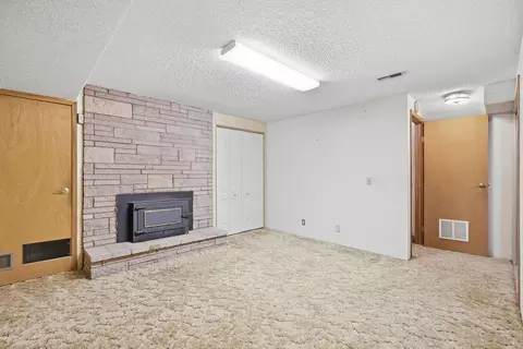Living - 4107 W Everett Ave, Spokane, WA 99205 photo 6 of 6