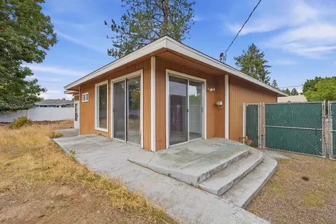 Exterior - 4107 W Everett Ave, Spokane, WA 99205 photo 3 of 5