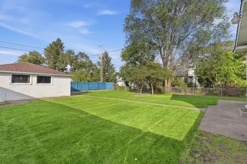 Exterior - 2709 E Illinois Ave, Spokane, WA 99207 photo 3 of 6