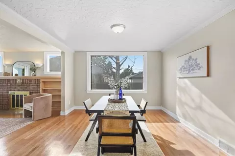 Dining - 2709 E Illinois Ave, Spokane, WA 99207 photo 2 of 2