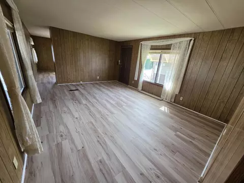 Living - 1205 E Lyons Ave #146, Spokane, WA 99208 photo 1 of 2