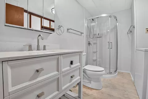Bath - 1211 E Lyons Ave # 107, Spokane, WA 99208 photo 2 of 3
