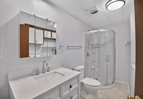 Bath - 1211 E Lyons Ave # 107, Spokane, WA 99208 photo 3 of 3