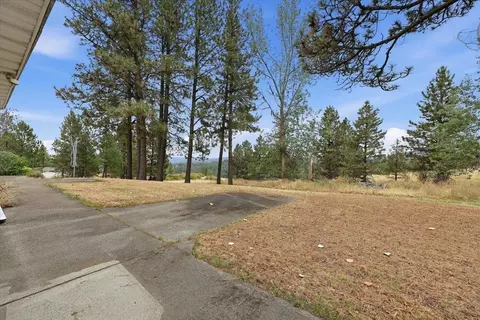 Exterior - 1110 Excelsior Rd, Spokane, WA 99224 photo 14 of 16