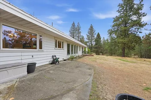 Exterior - 1110 Excelsior Rd, Spokane, WA 99224 photo 11 of 16