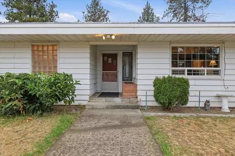 Exterior - 1110 Excelsior Rd, Spokane, WA 99224 photo 4 of 16