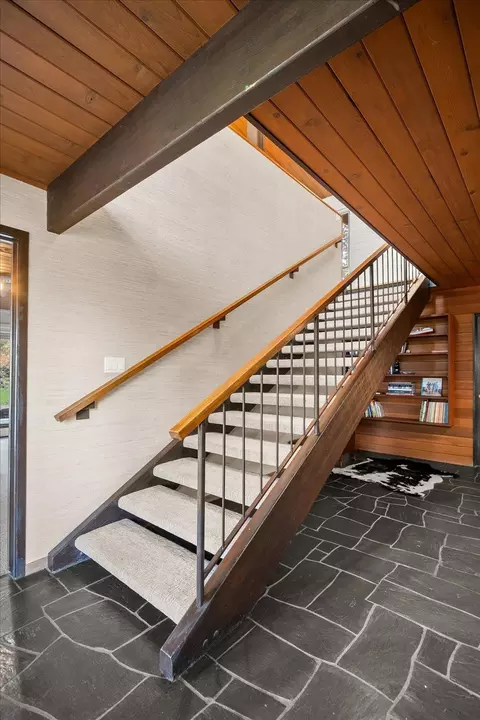Entry Way - 710 E 12th Ave, Spokane, WA 99202 photo 3 of 3