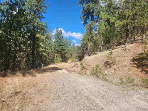 875 N Bella Lago Ln, Liberty Lake, WA 99019