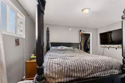 Bedroom - 3515 E Broad Ave, Spokane, WA 99207 photo 5 of 5