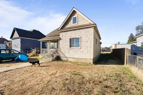 Exterior - 3515 E Broad Ave, Spokane, WA 99207 photo 11 of 13