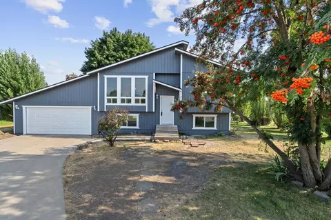 20710 E Gilbert Ave, Otis Orchards, WA 99027