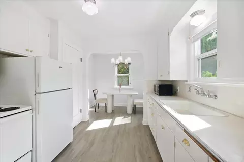 Kitchen - 3017 E 18th Ave, Spokane, WA 99223 photo 1 of 3