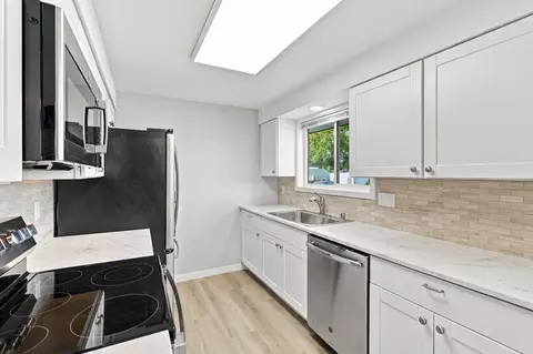 Kitchen - 1823 E Joseph Ave, Spokane, WA 99208 photo 2 of 5