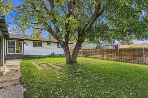 Exterior - 1823 E Joseph Ave, Spokane, WA 99208 photo 5 of 7