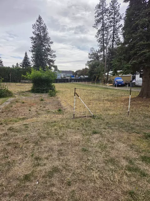 Nka Ladd St, Medical Lake, WA 99022