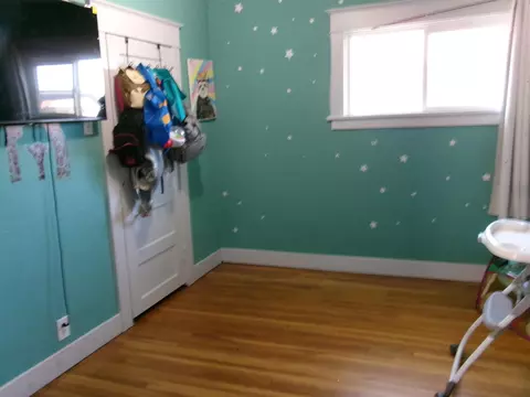 Bedroom - 2520 E Sanson Ave, Spokane, WA 99217 photo 1 of 2